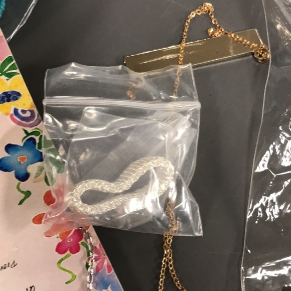 Lot of costume jewelry - Picture 10 of 13